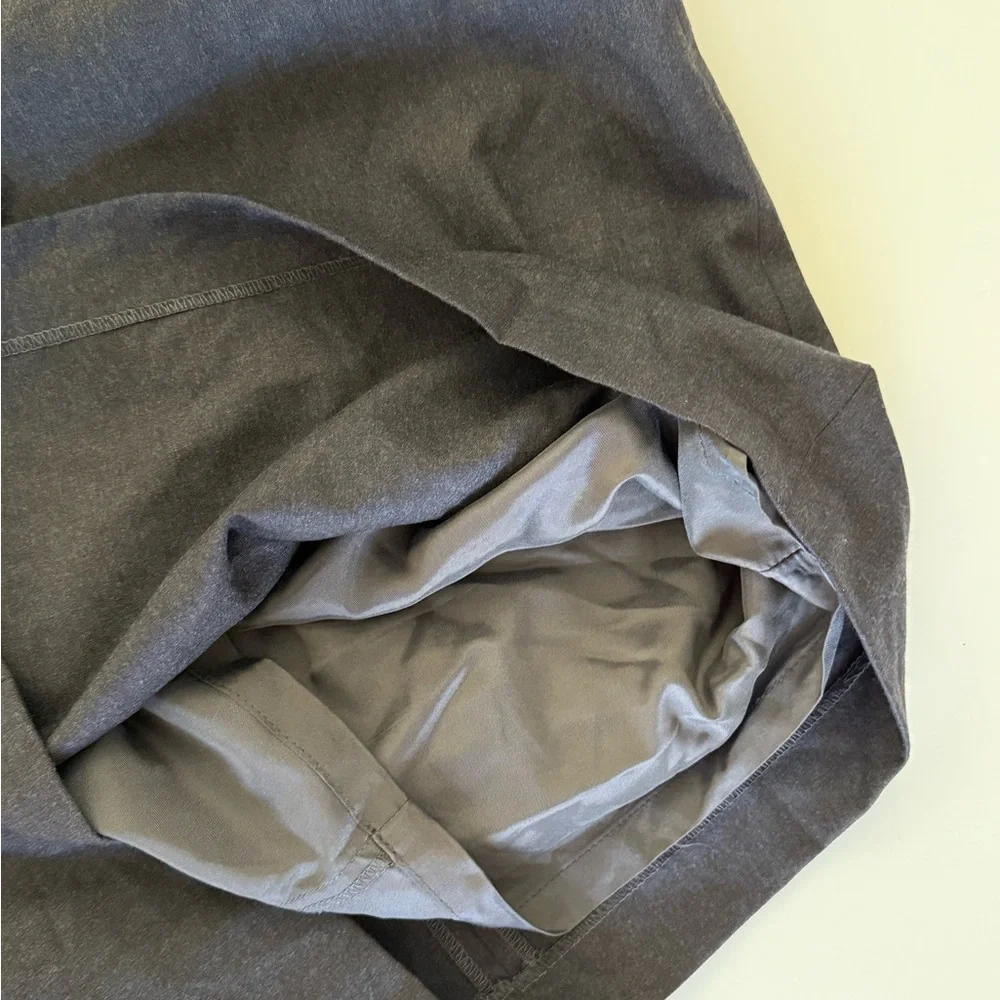 BANANA REPUBLIC Gray 95% Wool stretch Dress Size 4 Made in Italy - Picture 8 of 8